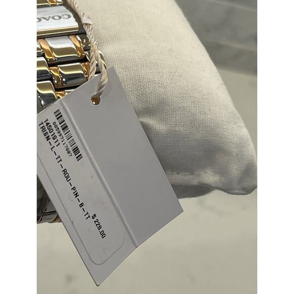 Coach Watch 2014 Brand New In Box With Papers & Price Tag - Needs Batteries - Picture 5 of 6